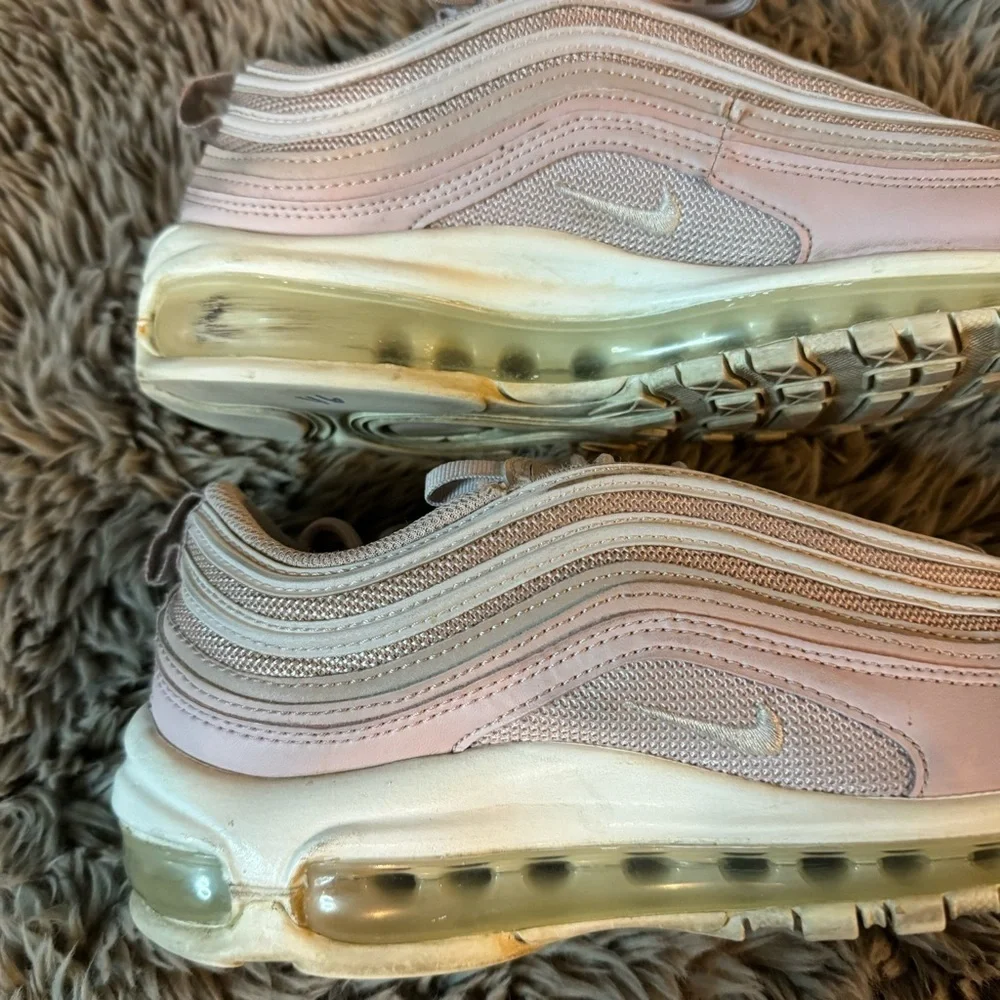 Nike Air Max 97 size 8.5 Oxford Pink / Summit White / Barely Rose